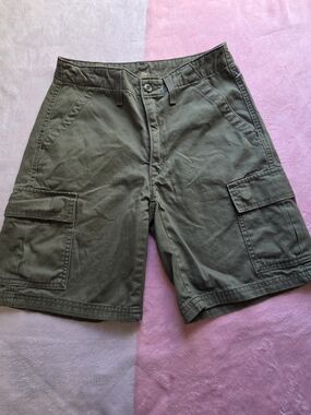 Levi's Olive Cargo Shorts - Men's Pocketed Utility Style